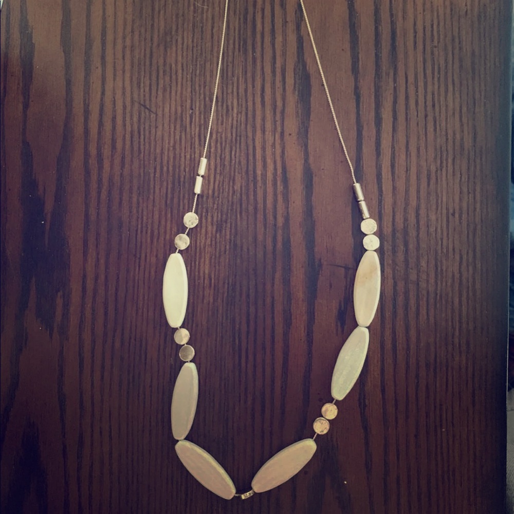 New York and company necklace